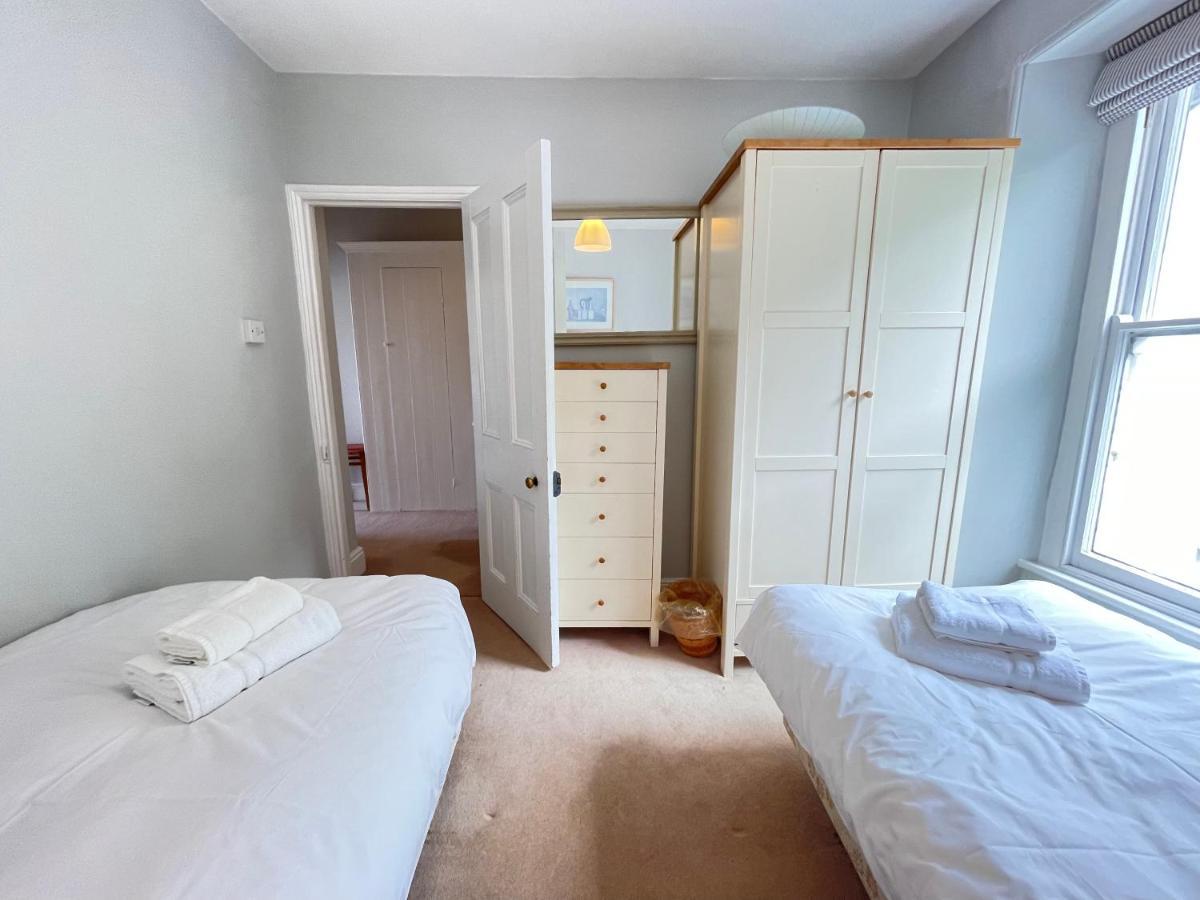 37 Trenwith Place, Charming Family Home & Garden! St Ives Exterior foto